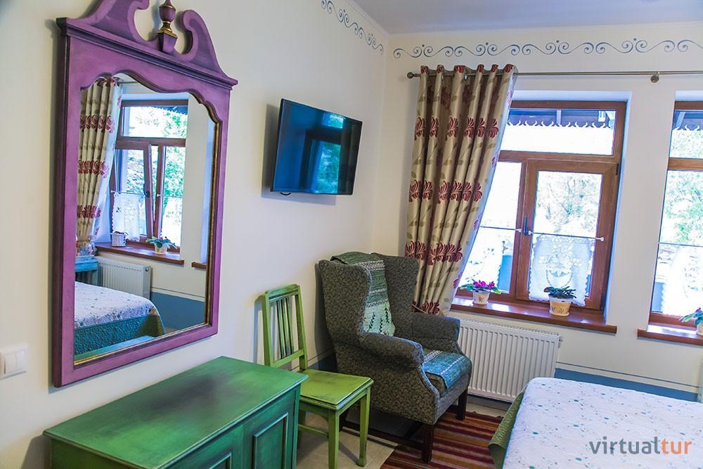 Bed and Breakfast Resedinta Rotundu Butuceny Экстерьер фото
